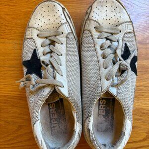 Women's Golden Goose Super Star Low Top Sneaker Size 9.5